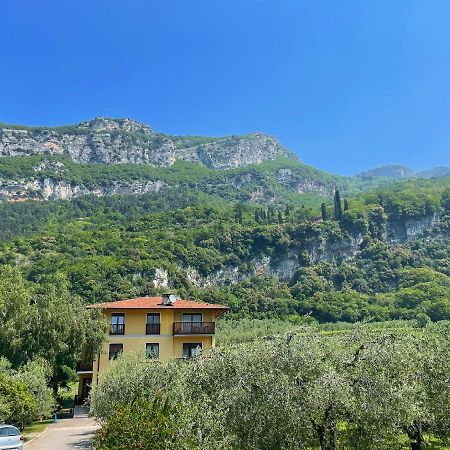 Appartamento Lucia Torbole Sul Garda Eksteriør billede