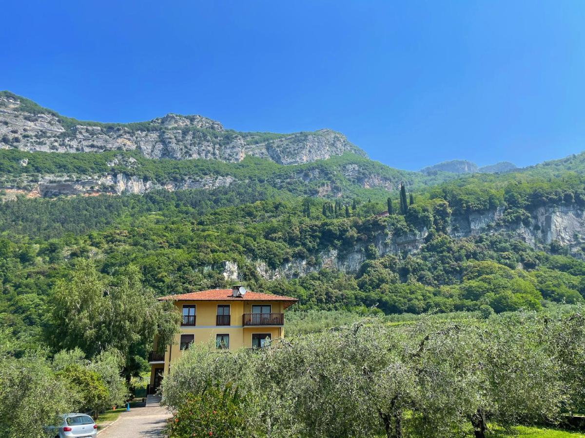 Appartamento Lucia Torbole Sul Garda Eksteriør billede